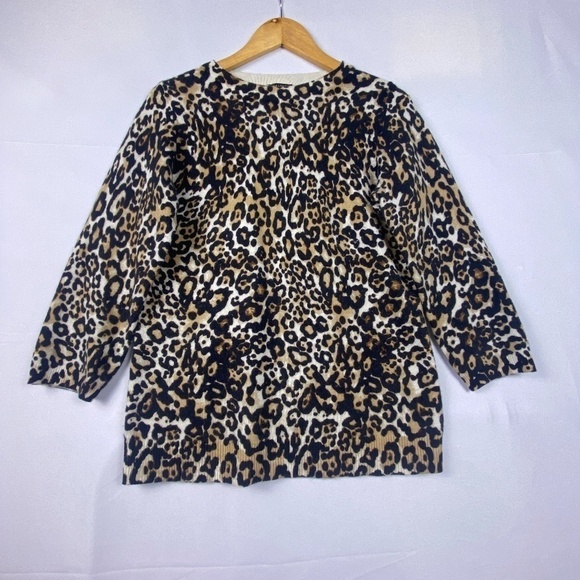 Talbots women's Sz: M pure Cashmere animal print pullover sweater crew neck - Picture 8 of 11